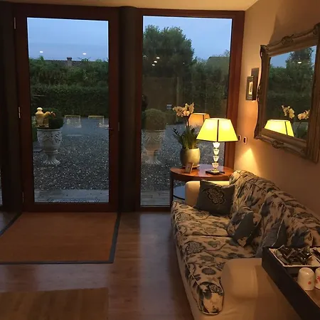 Temenos Nocleg ze śniadaniem Parma