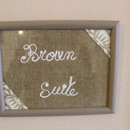 Oda ve Kahvaltı Temenos Parma